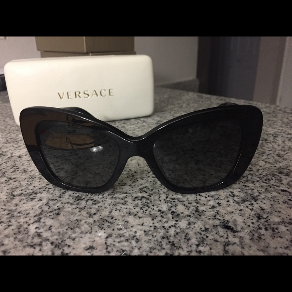 BNWT Versace Black Leather Medusa Sunglasses